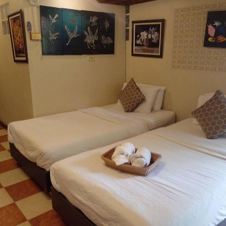 Baansuanleelawadee Resort Amphawa Esterno foto