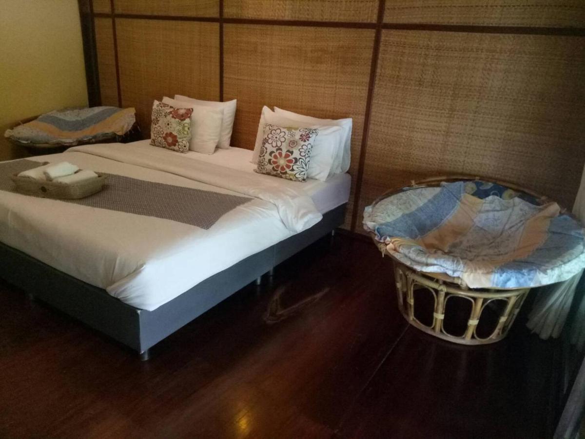 Baansuanleelawadee Resort Amphawa Esterno foto