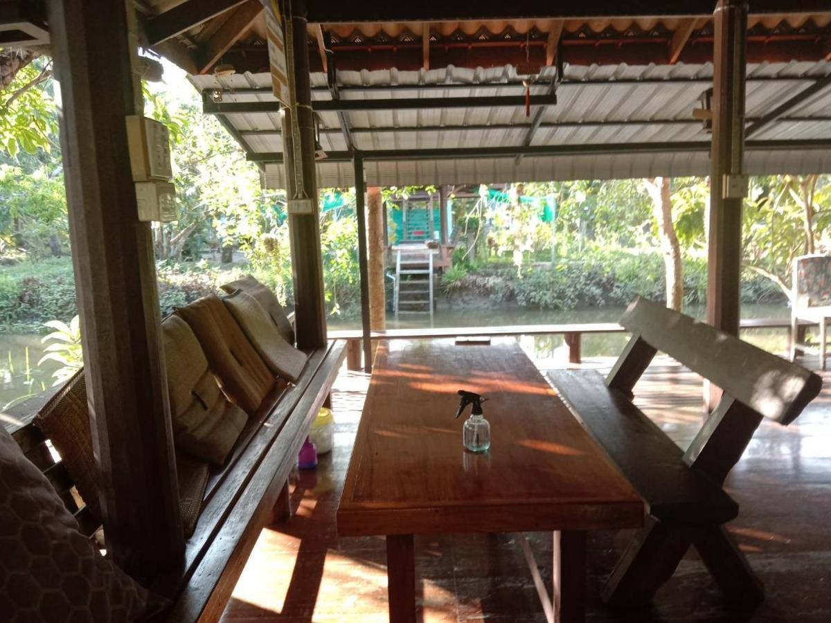 Baansuanleelawadee Resort Amphawa Esterno foto