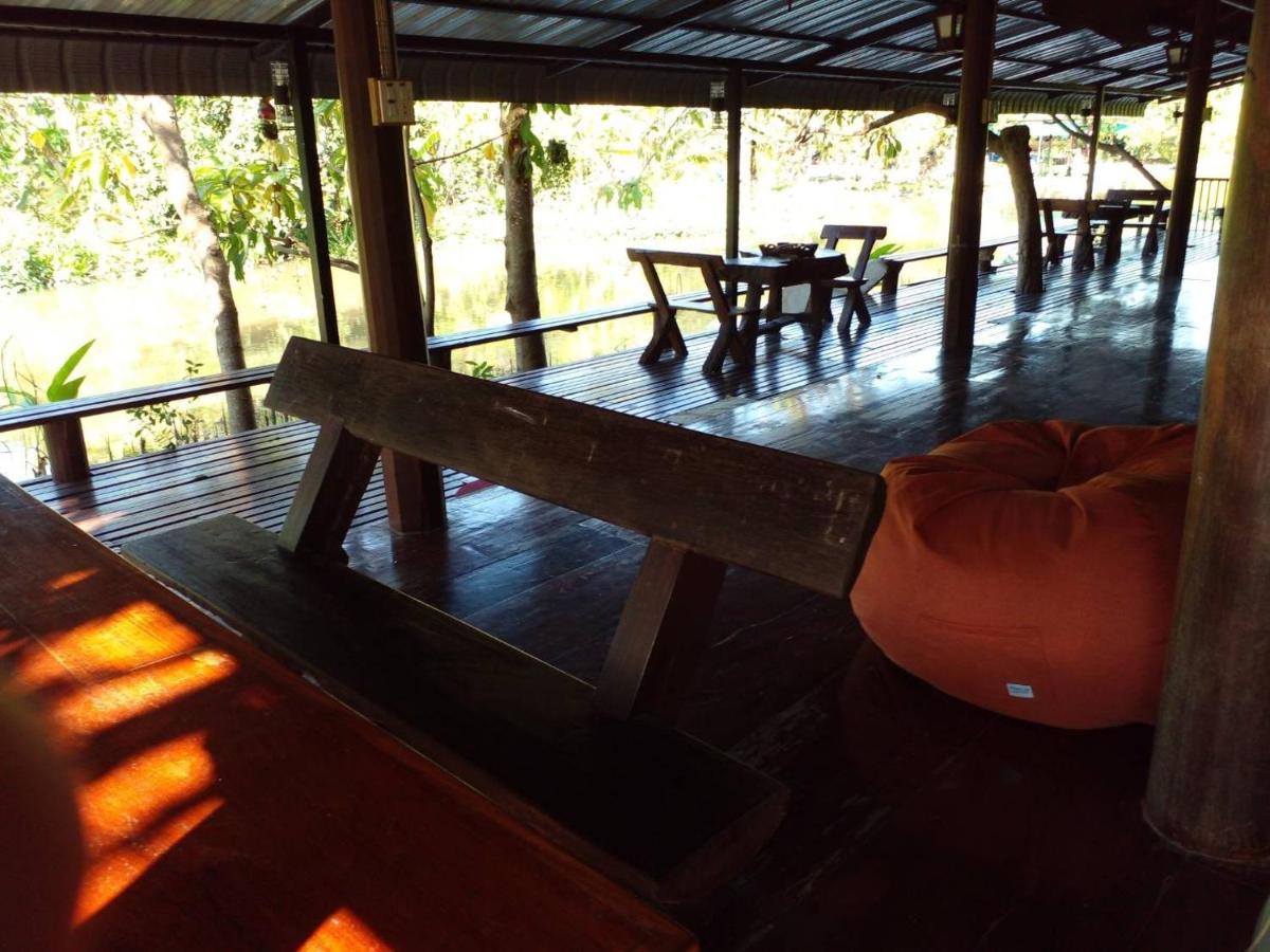 Baansuanleelawadee Resort Amphawa Esterno foto