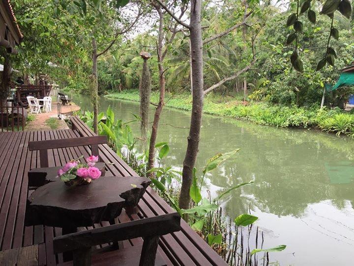 Baansuanleelawadee Resort Amphawa Esterno foto