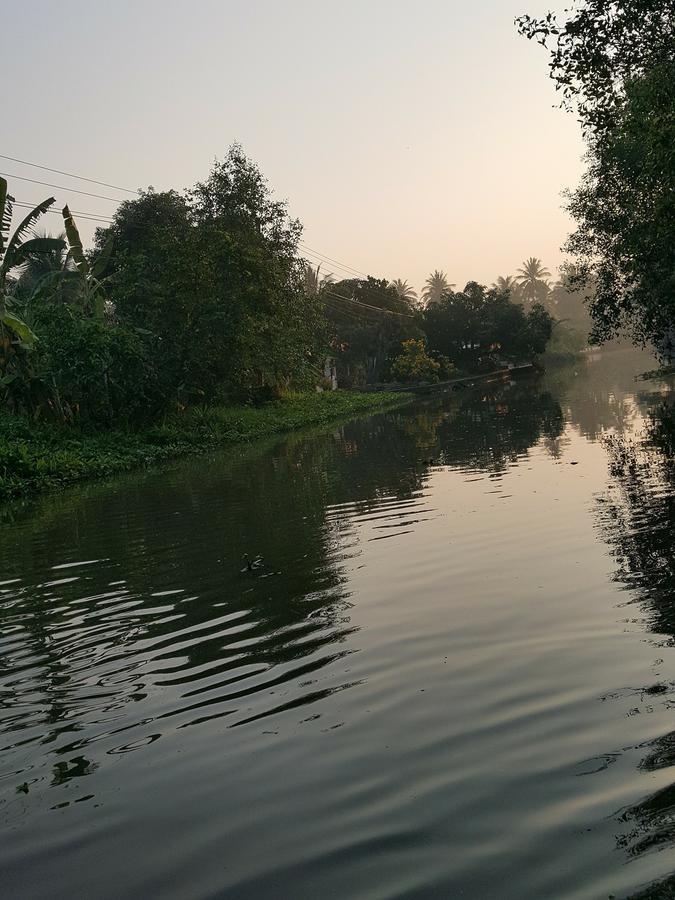 Baansuanleelawadee Resort Amphawa Esterno foto