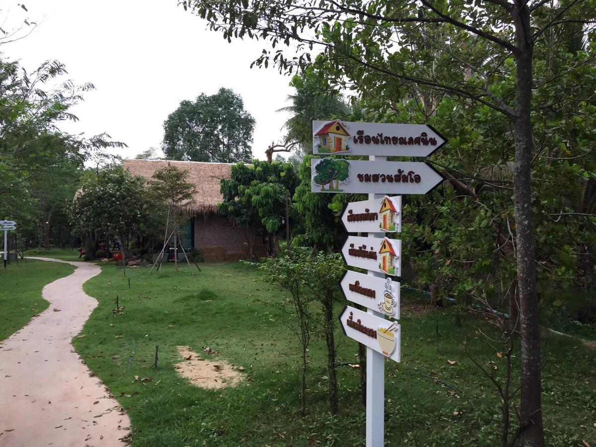 Baansuanleelawadee Resort Amphawa Esterno foto